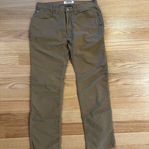 Men’s Mountain Khakis slim tailored fit pant
